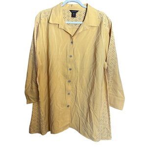 Multiples Tunic Top Womens 2X Yellow Eyelet Button Up Stretch Blouse